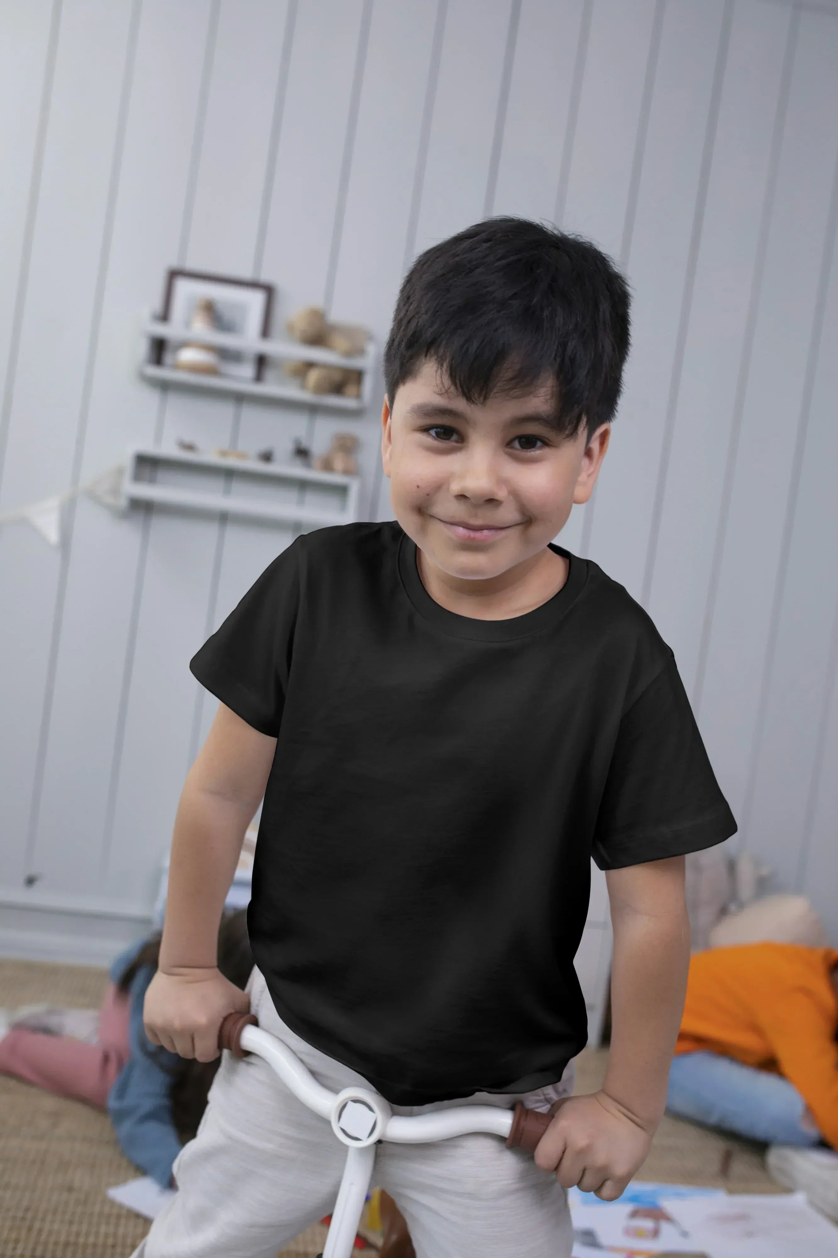 Boy's Crew Neck T-Shirt Black - Not So Suttle