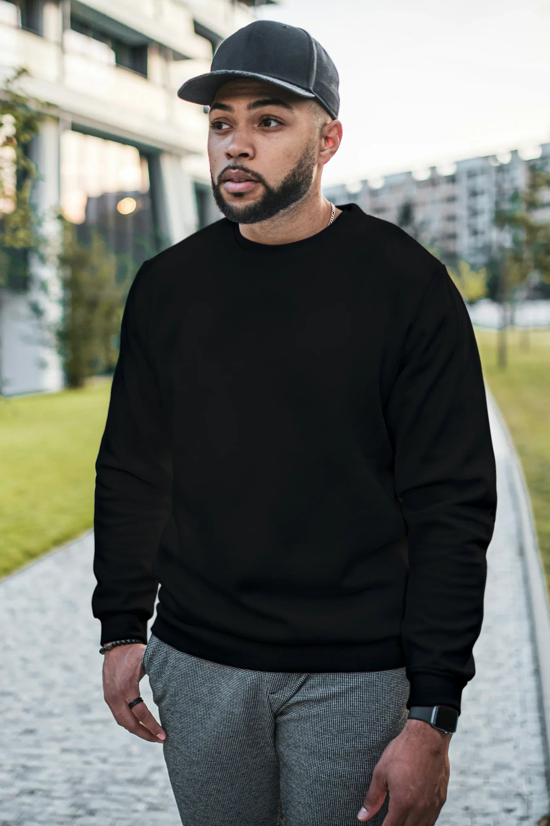 Black Oversized Sweatshirt - Not So Suttle