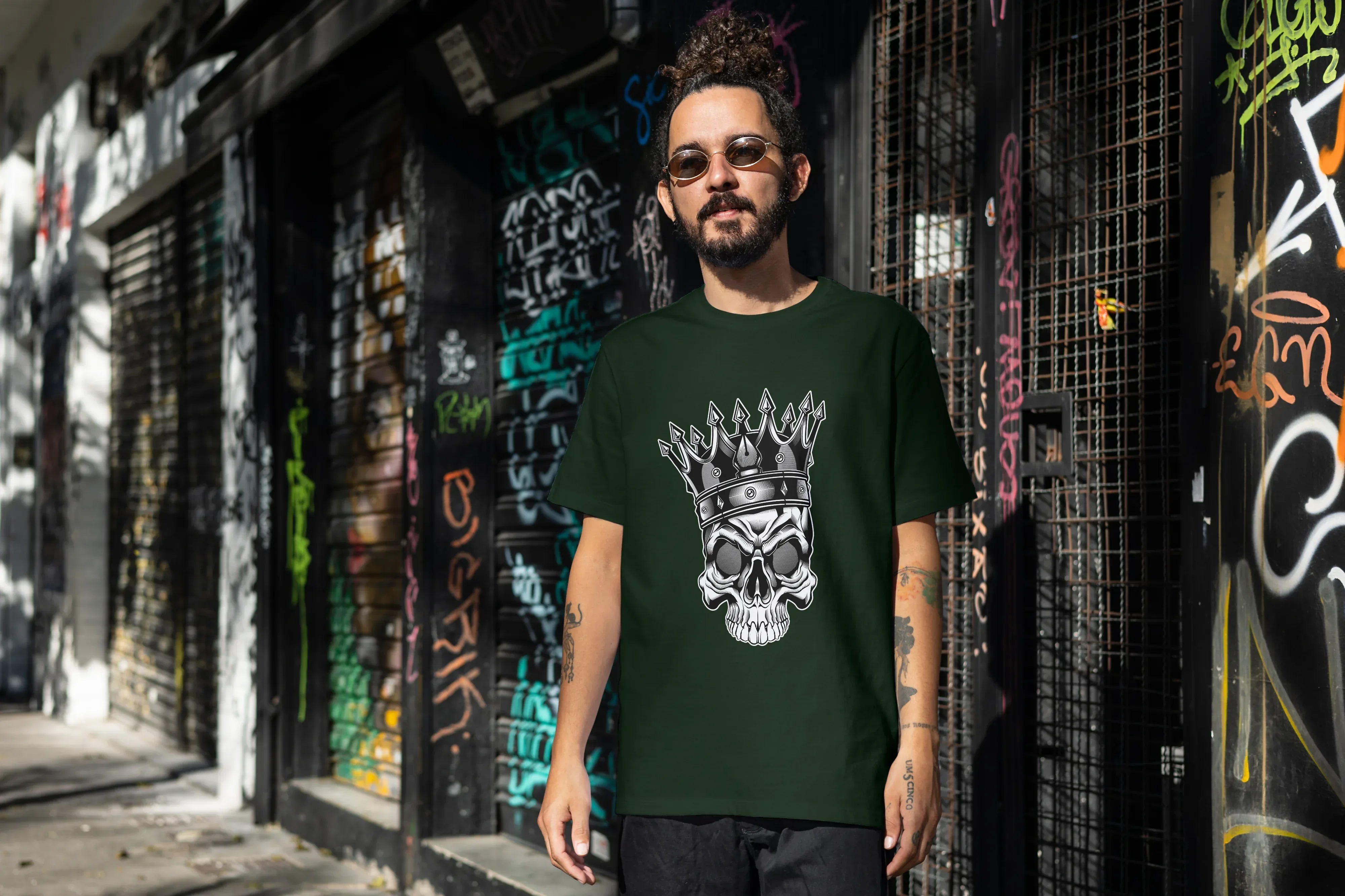 Crowned Skull Graphic Oversized Classic T-Shirt for Men - Not So Suttle
