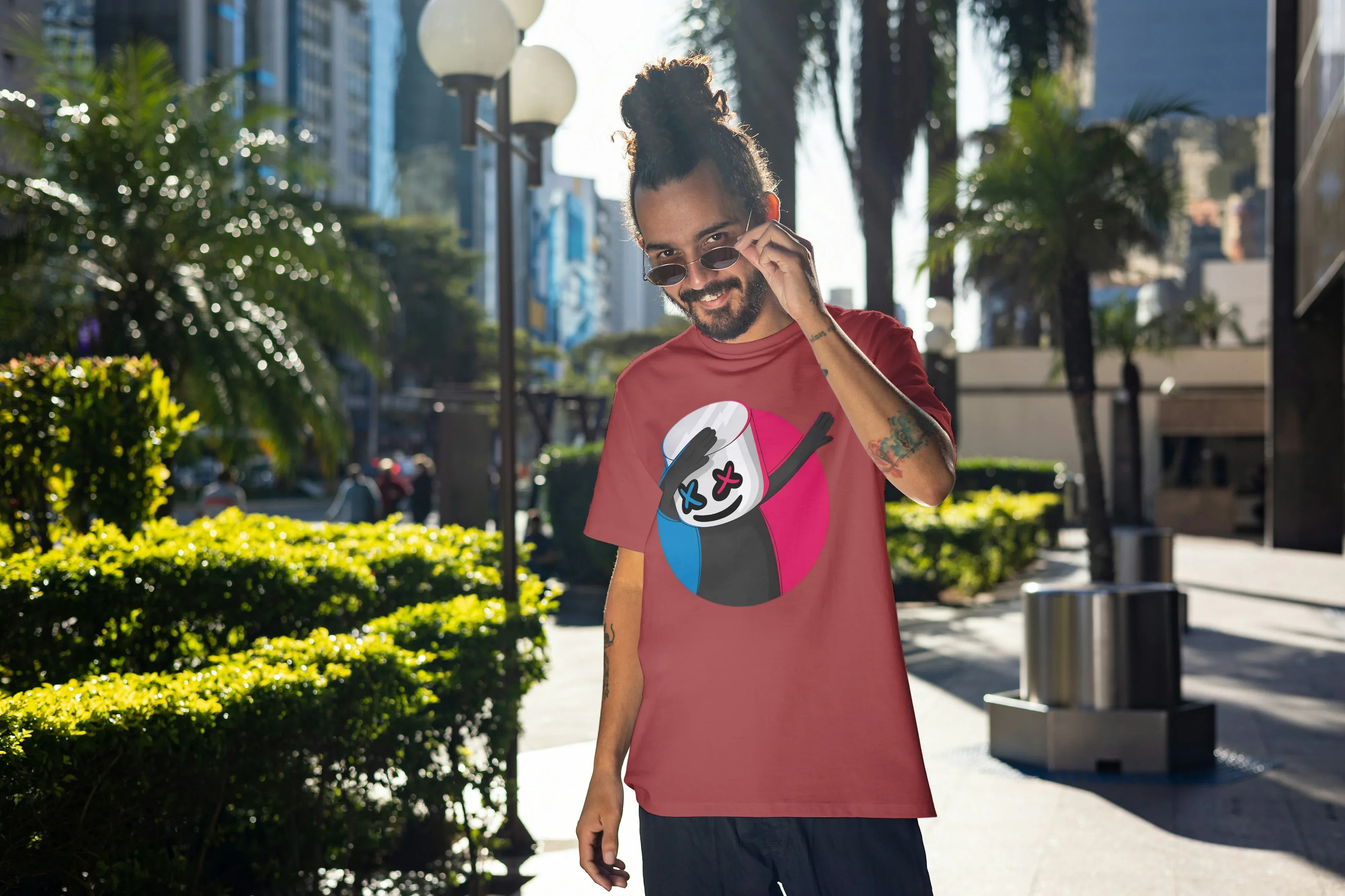 Marshmallow Graphic Oversized Classic T-Shirt for Men - Not So Suttle