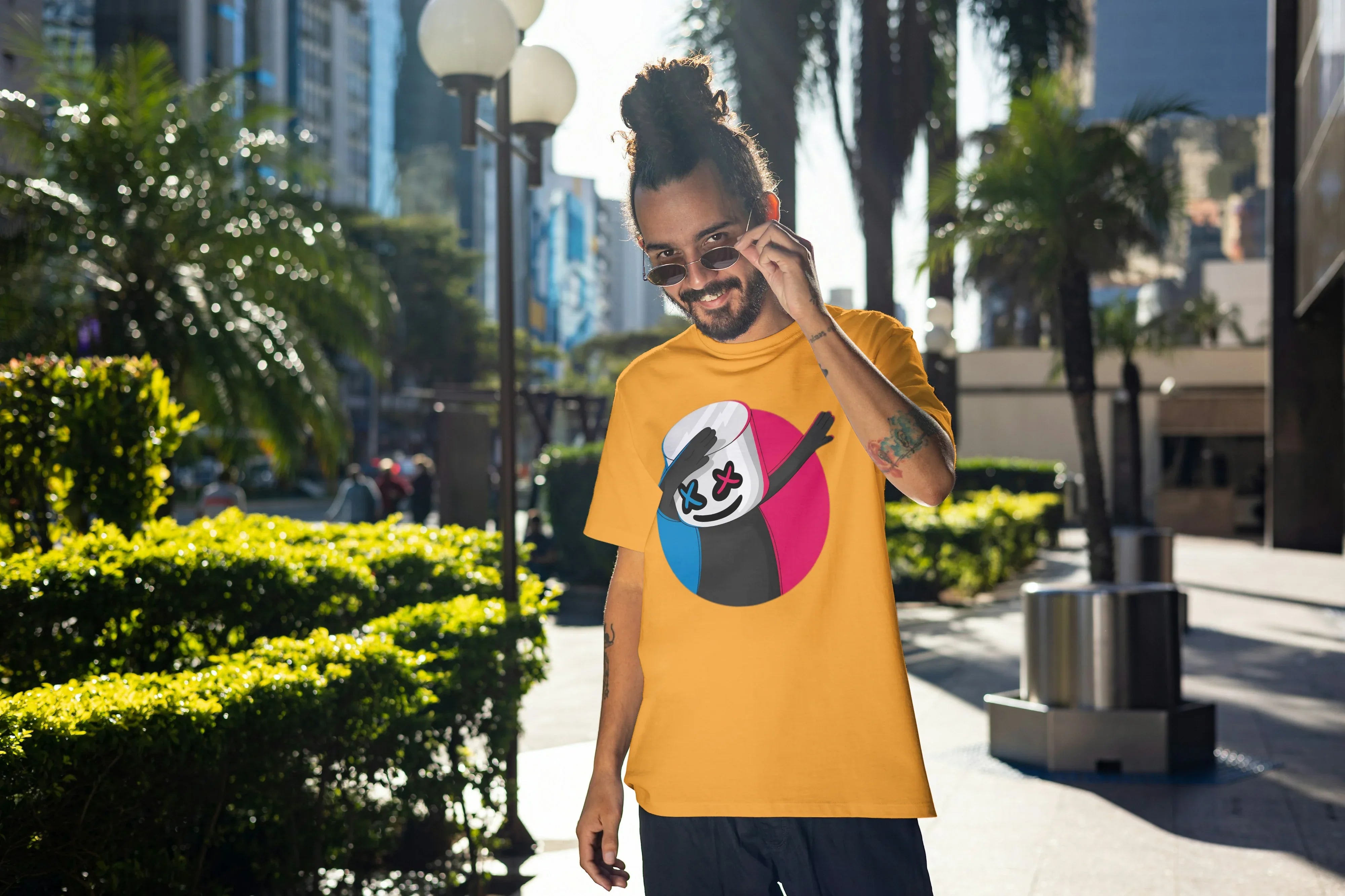 Marshmallow Graphic Oversized Classic T-Shirt for Men - Not So Suttle