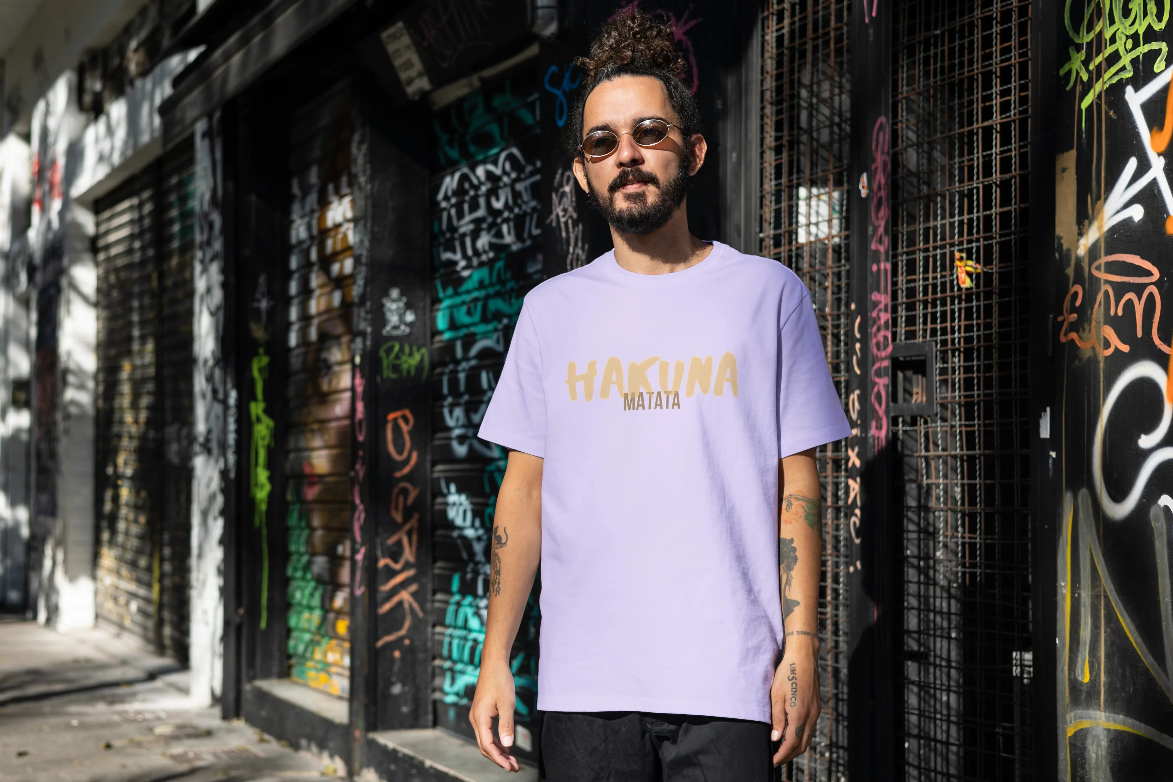 Hakuna Matata Graphic Oversized Classic T-Shirt for Men - Not So Suttle
