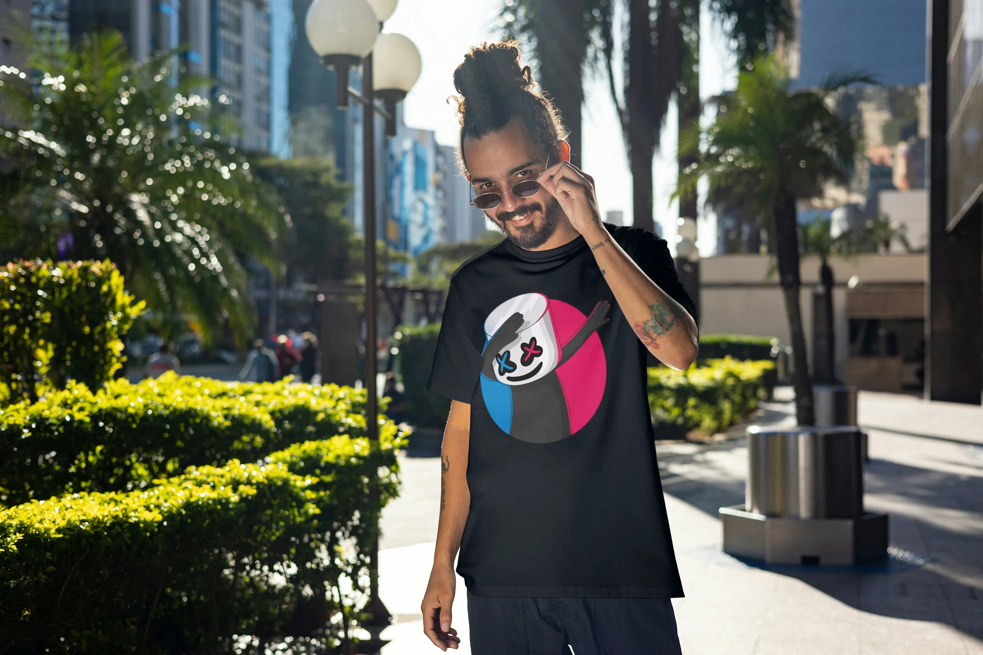 Marshmallow Graphic Oversized Classic T-Shirt for Men - Not So Suttle