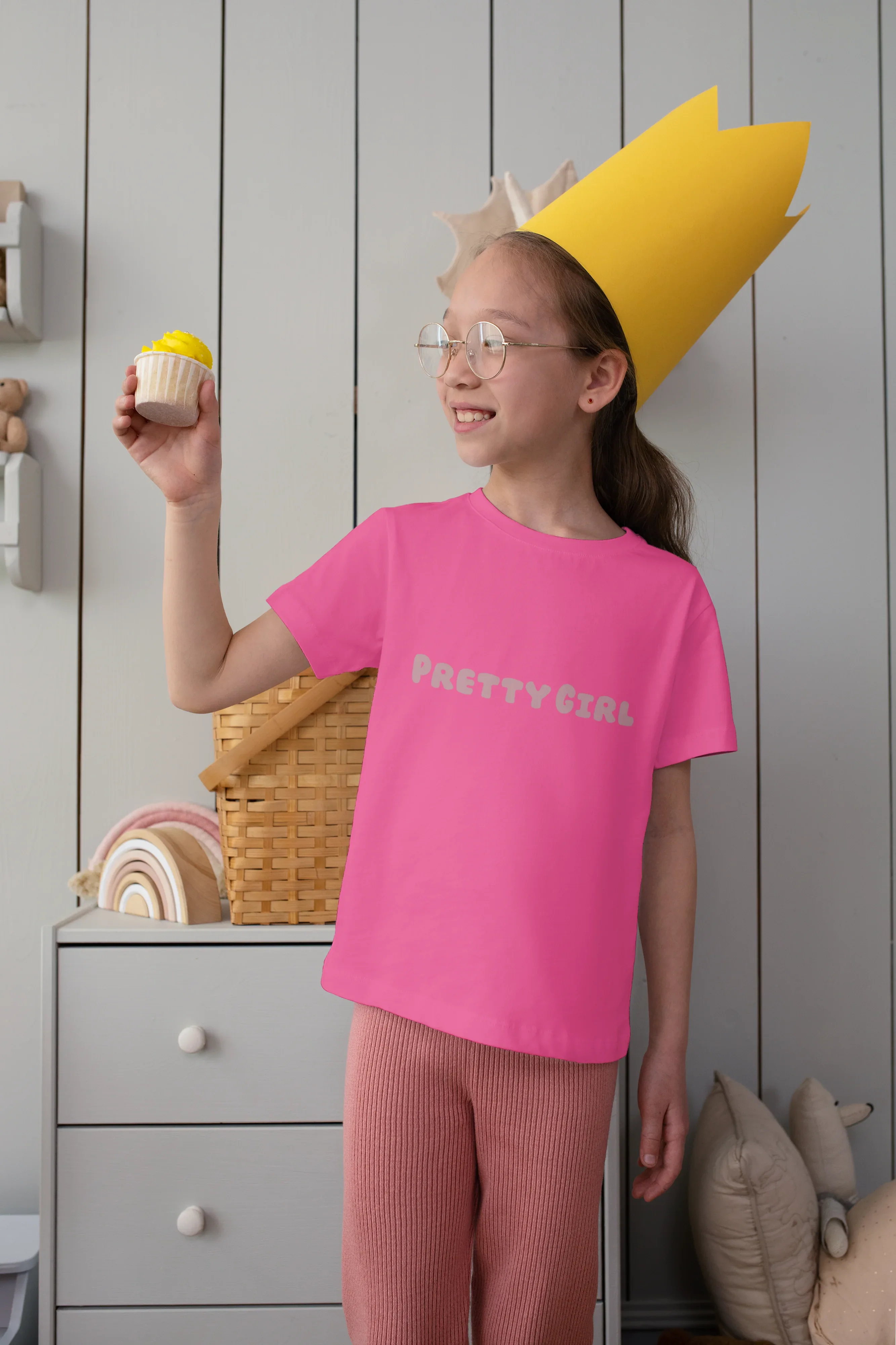 Pretty Girl Graphic T-Shirt for Girl's - Not So Suttle