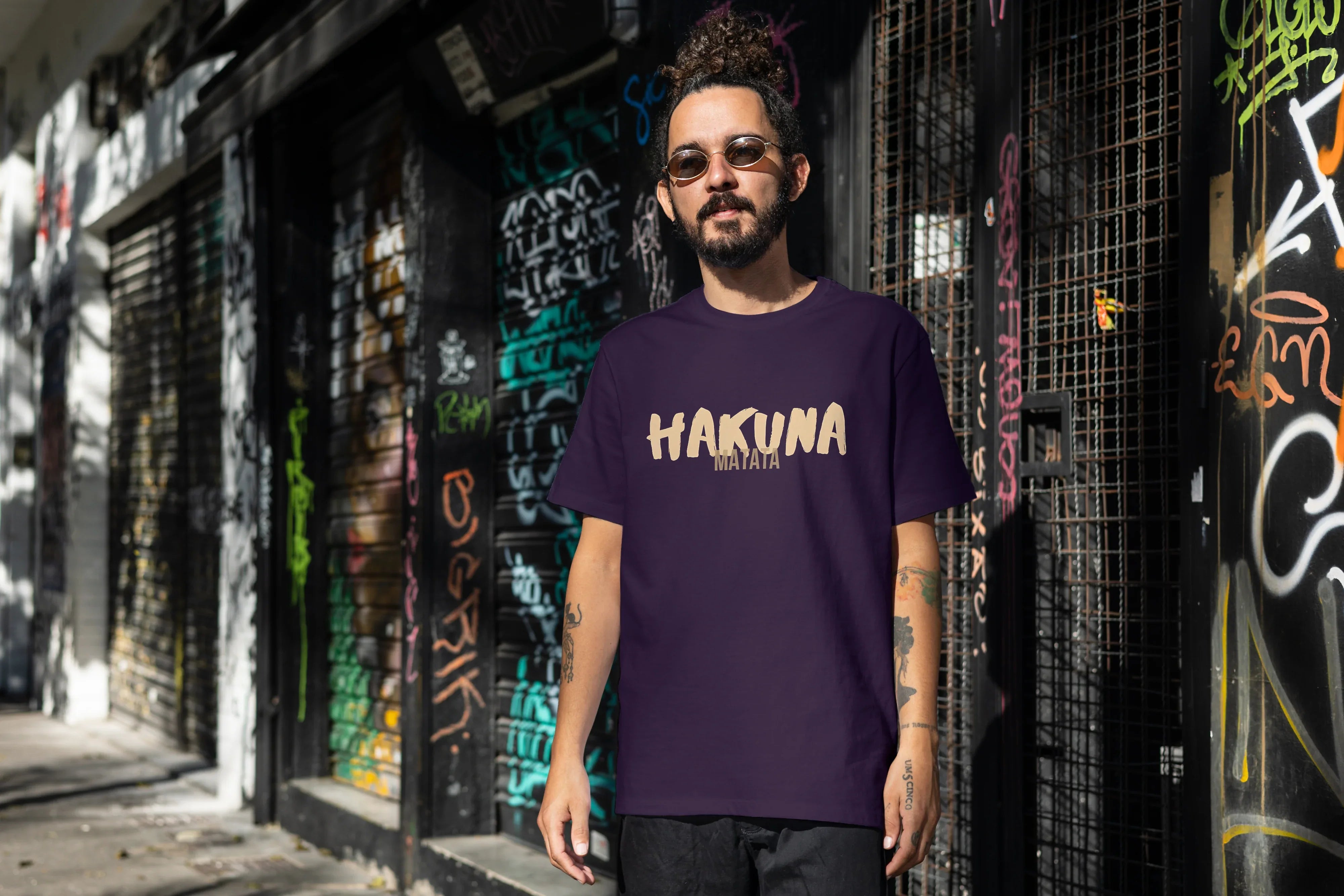 Hakuna Matata Graphic Oversized Classic T-Shirt for Men - Not So Suttle