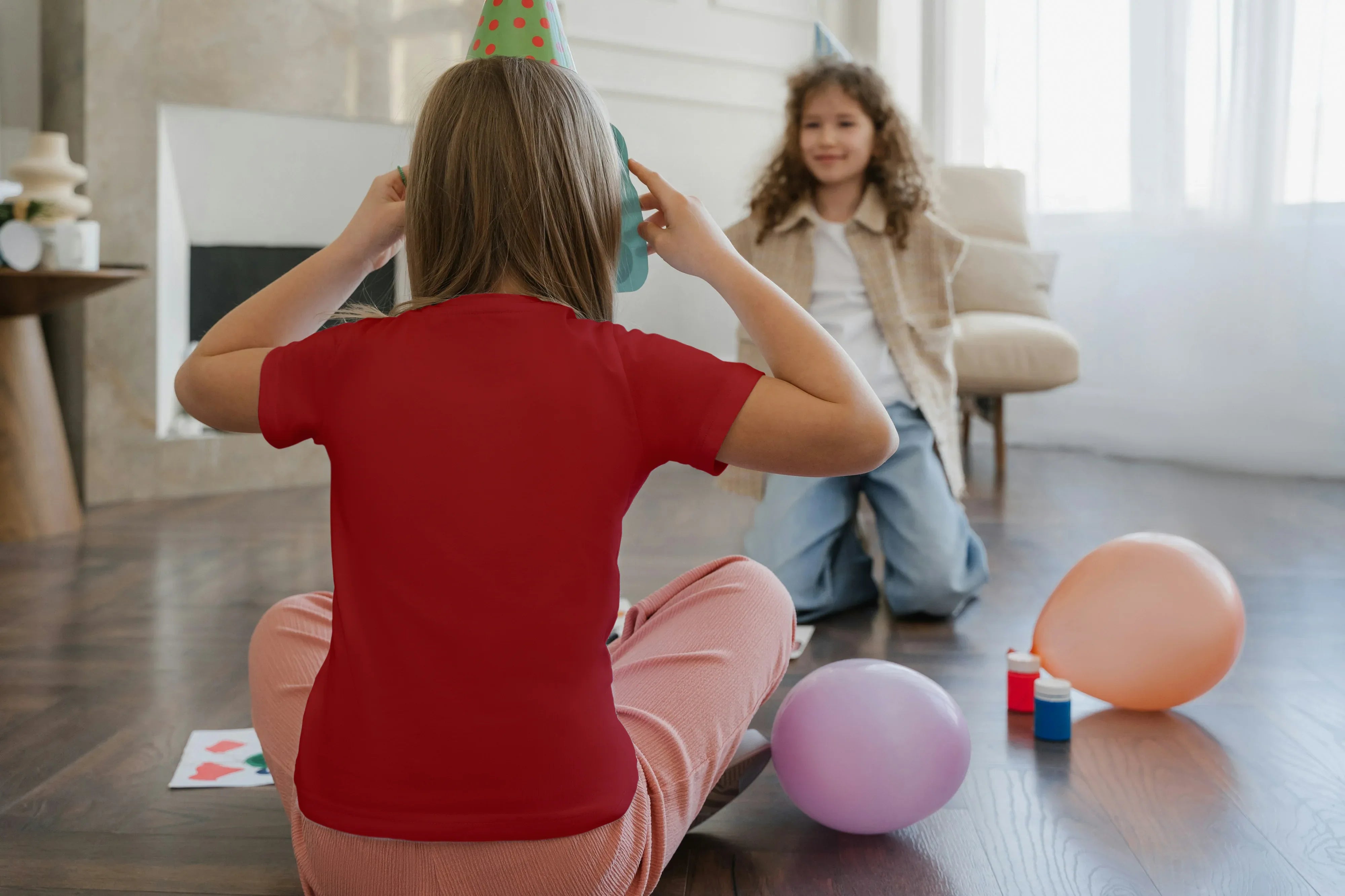Girl's Crew Neck T-Shirt Red - Not So Suttle