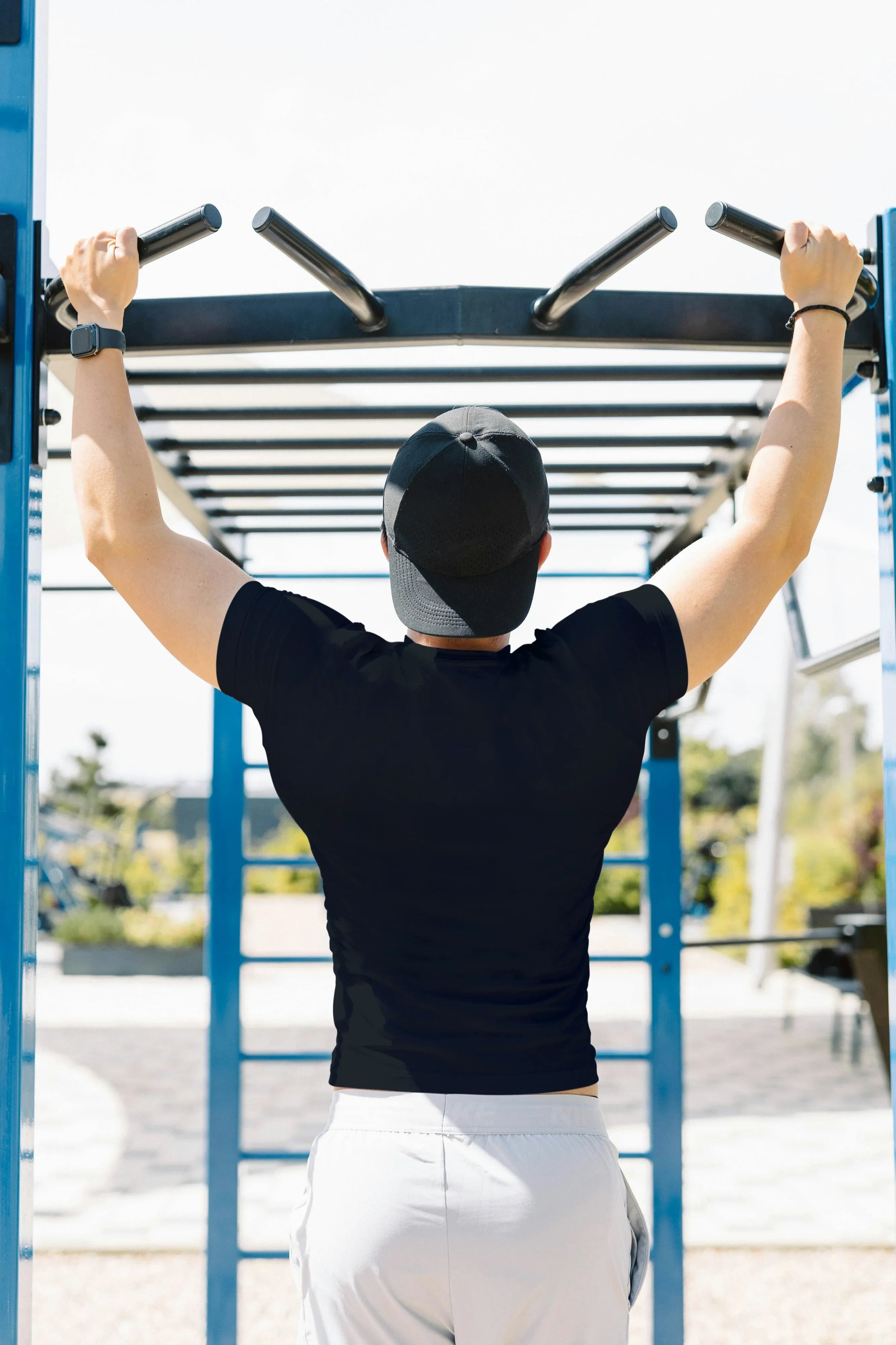 Stretchable Solid Round Neck T-shirt - Not So Suttle