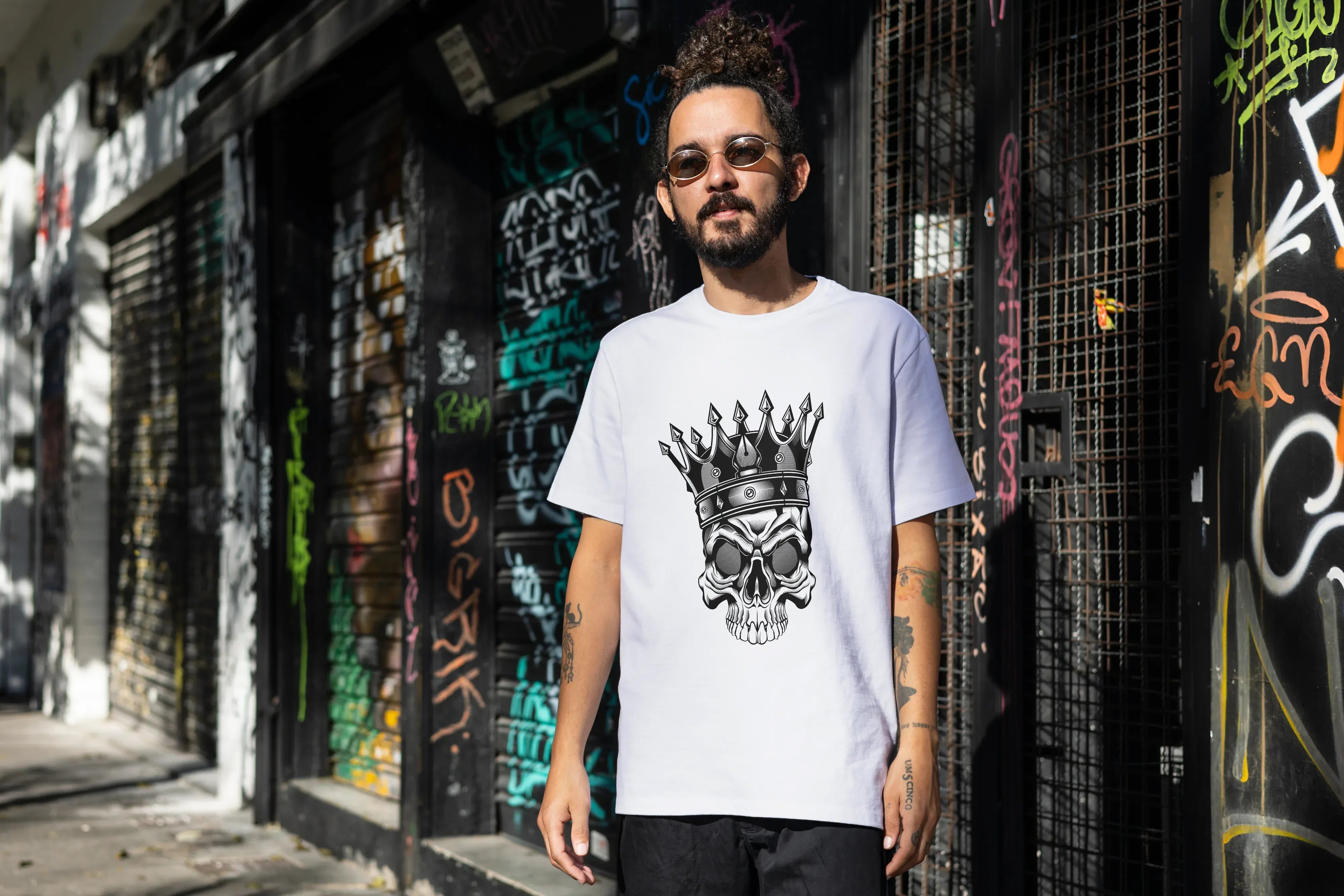Crowned Skull Graphic Oversized Classic T-Shirt for Men - Not So Suttle