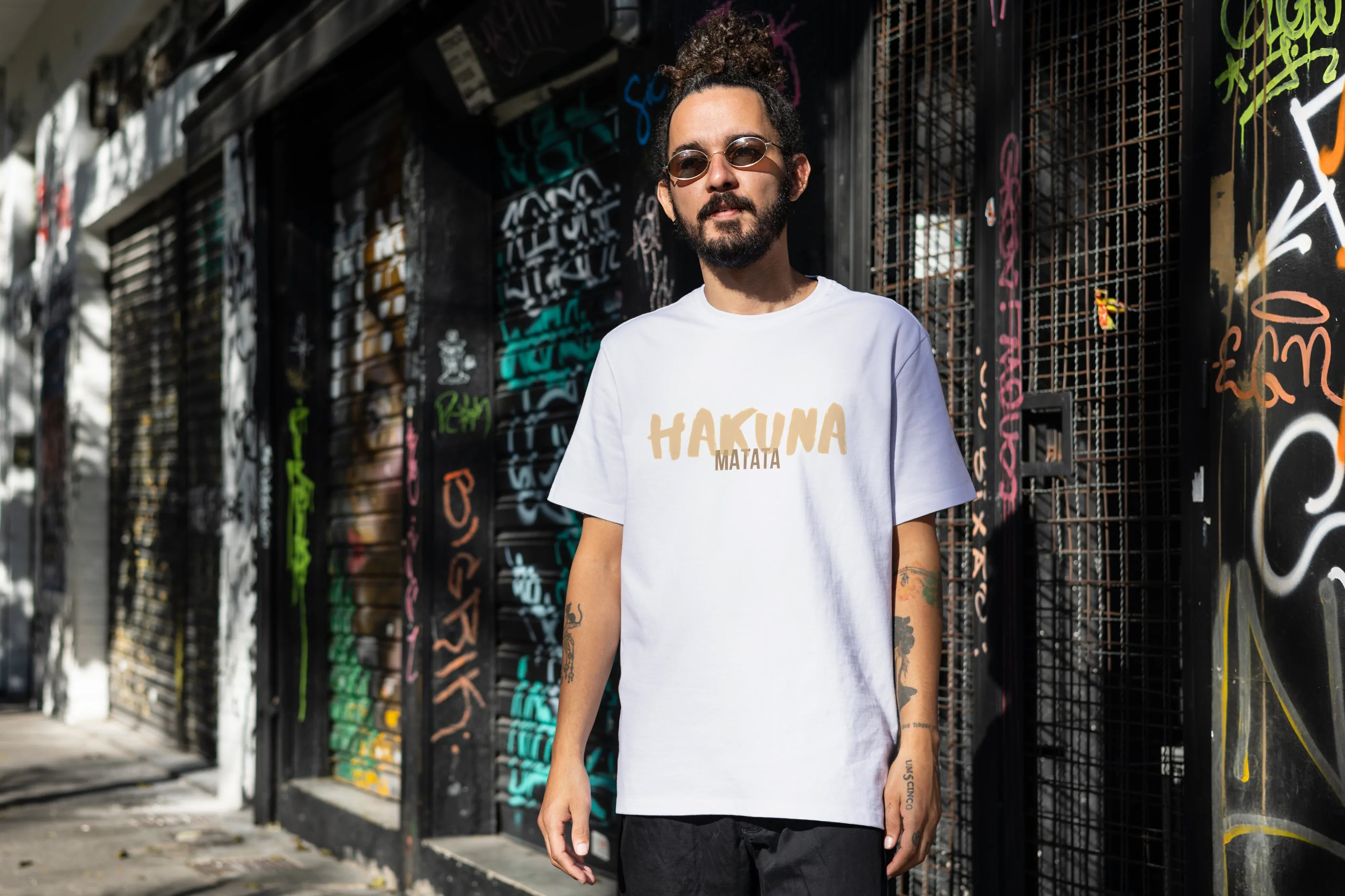 Hakuna Matata Graphic Oversized Classic T-Shirt for Men - Not So Suttle